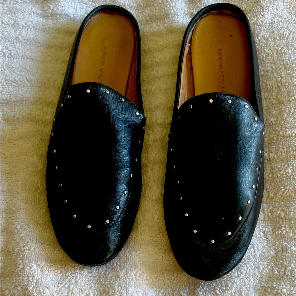 Women's slip on black leather loafers Banana Republic